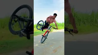 how to rolling stoppie on cycle 🤪😈#rolling #stoppie #shorts