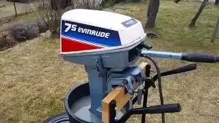 1980 Evinrude 7.5HP 2-stroke E8RCSS Outboard Motor Start Up