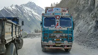 Deadliest Dangerous Roads | Truckers & Beautiful Glaciers | Zojila | War Memorial Kargil India