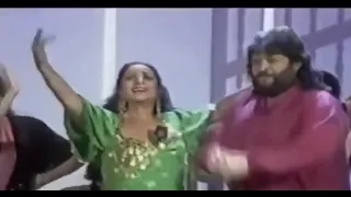 parrita y lola flores bailando