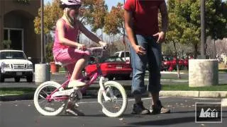 Teaching Your Child to Ride a Bike Video || REI