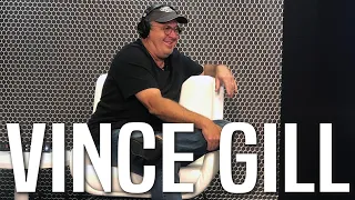 Vince Gill Doesn't Send Texts Or Check Social Media