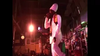 Junior Reid Live en Berkly (FULL)