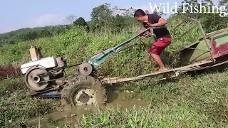 Find Wild Fishing Exciting : Use A Large Pump Sucks Water In Lake, Catch Many Fish By The River