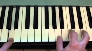 How to play Stay by Rihanna on piano