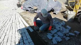 Laying Granite Setts - 200 x 200 x 50 Circular Design