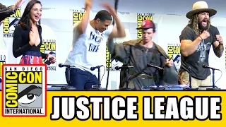 JUSTICE LEAGUE Assemble At Comic Con - Ben Affleck, Gal Gadot, Ezra Miller, Jason Momoa, Ray Fisher