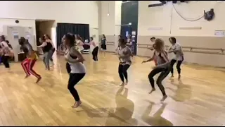 Cours de danse africaine de Guinée avec Bobzi Record - Montpellier 2021-2022