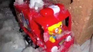 Salvation penguin Pororo of snow dam, Спасение Пороро из снежного завала, Frelses Pororo snø dam