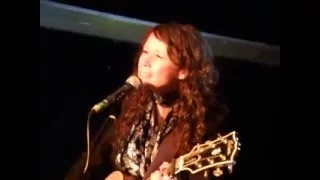 Sarah Lee Guthrie - Don't I fit in my Daddy's shoes - Oct 26, 2012 Torgau
