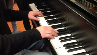 Ezel Eysan Unatamiyorum - Piano