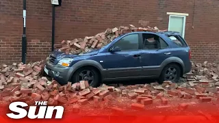 Storm Arwen: Parts of UK battered by fierce winds and covered with snow