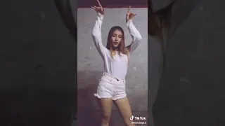 Indian girl hot and cute dance