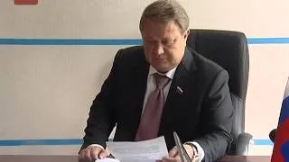 Член Совета федерации от Новгородской области Александр Коровников провел личный прием граждан