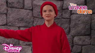 ♟ Monstra nebo párty? | U Raven doma | Disney Channel Česká republika