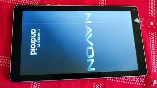 Navon Predator 10, Android 7, bekapcsolás után nem indul el...