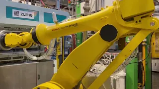 Used Fanuc M-900iB/360 Robot for Sale