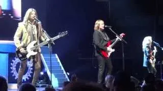 Styx - Blue Collar Man (Long Nights) 5/15/2013 Evansville, IN