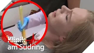 Jungfrau (18) hat ersten Frauenarzttermin: Wieso schmerzt es unten so | Klinik am Südring | SAT.1 TV