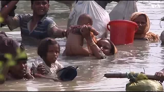 Rohingya refugees cross river to reach Bangladesh | VOANews