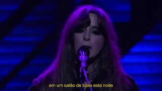 Beach House - Somewhere Tonight (legendado em pt-BR - Live at Conan)