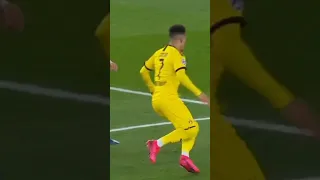 Sancho le hace una caño a Di María