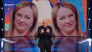 Il meglio del Monologo di Crozza sull' unico amico vero della Meloni, Bonaccini!