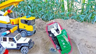 중장비 덤프트럭 구출놀이 포크레인 트럭 자동차 장난감 놀이 Rescue Car Toys Truck Play