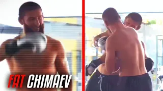 Khamzat Chimaev VS Robert Whittaker (STAMINA??)