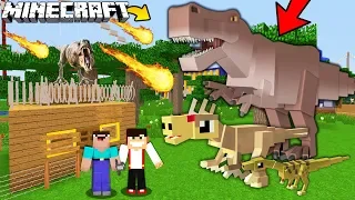 TAJNA BAZA VS DINOZAURY W MINECRAFT?!