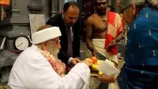 Yezidi Baba Sheikh visits Murugan Temple in Washington DC