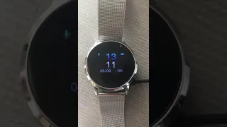 Q8 smart watch
