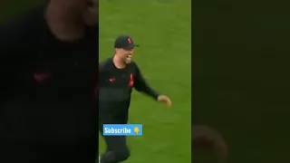 Klopp INCREDIBLE Sprint speed after FA Cup win