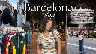 Barcelona Travel Vlog | Things to do, Restaurants, Beaches + more