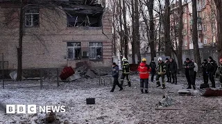 Russia launches airstrikes on Ukraine targeting capital Kyiv  – BBC News