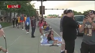 Bringing it home: Cleveland welcomes Cavs with parade and rally