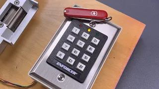 [1045] Swiss Army Knife Bypass of Keypad Lock