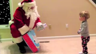 Santa Comes to Visit - 2010.mov