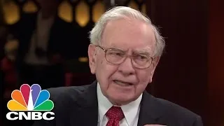 Warren Buffett: Amazon's Jeff Bezos 'Changed The World' In A Big Way | CNBC