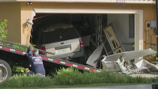 Car Slams Into Miami Springs Home