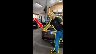 Tesla Body Shop verbaut falsche Rückleuchten