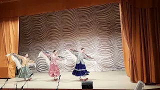 Танец "Кумушки", ансамбль "Карусель", ДШИ п.Рефтинский
