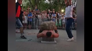 Чёртова кузня. Вес камня более 300 кг. Дмитрий Халаджи.The weight of the stone is over 300 kg.