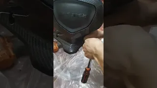Install step of xmax backrest
