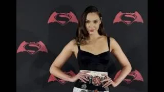 Gal Gadot мини-биография + фоточки под песню Holy Molly – For Ma Ma