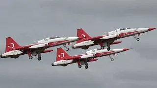 4K | Awesome Show TURKISH STARS at Luchtmachtdagen Leeuwarden 2016