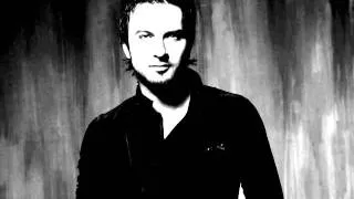 TARKAN.. TASS... SUB.  ESPANOL.flv