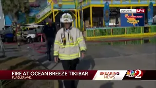 Tiki bar goes up in flames in New Smyrna Beach