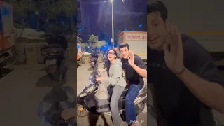 Shagun Pandey Teaches Reem Shaikh How To Ride A Scooty | Reem Shaikh-Shagun Fun Video #shorts