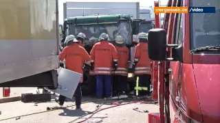 Sinsheim: Schwerer Lkw-Unfall auf der A 6